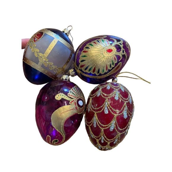 Set of 4 vintage ornaments including one Polska Hand Blown glass - Picture 1 of 10